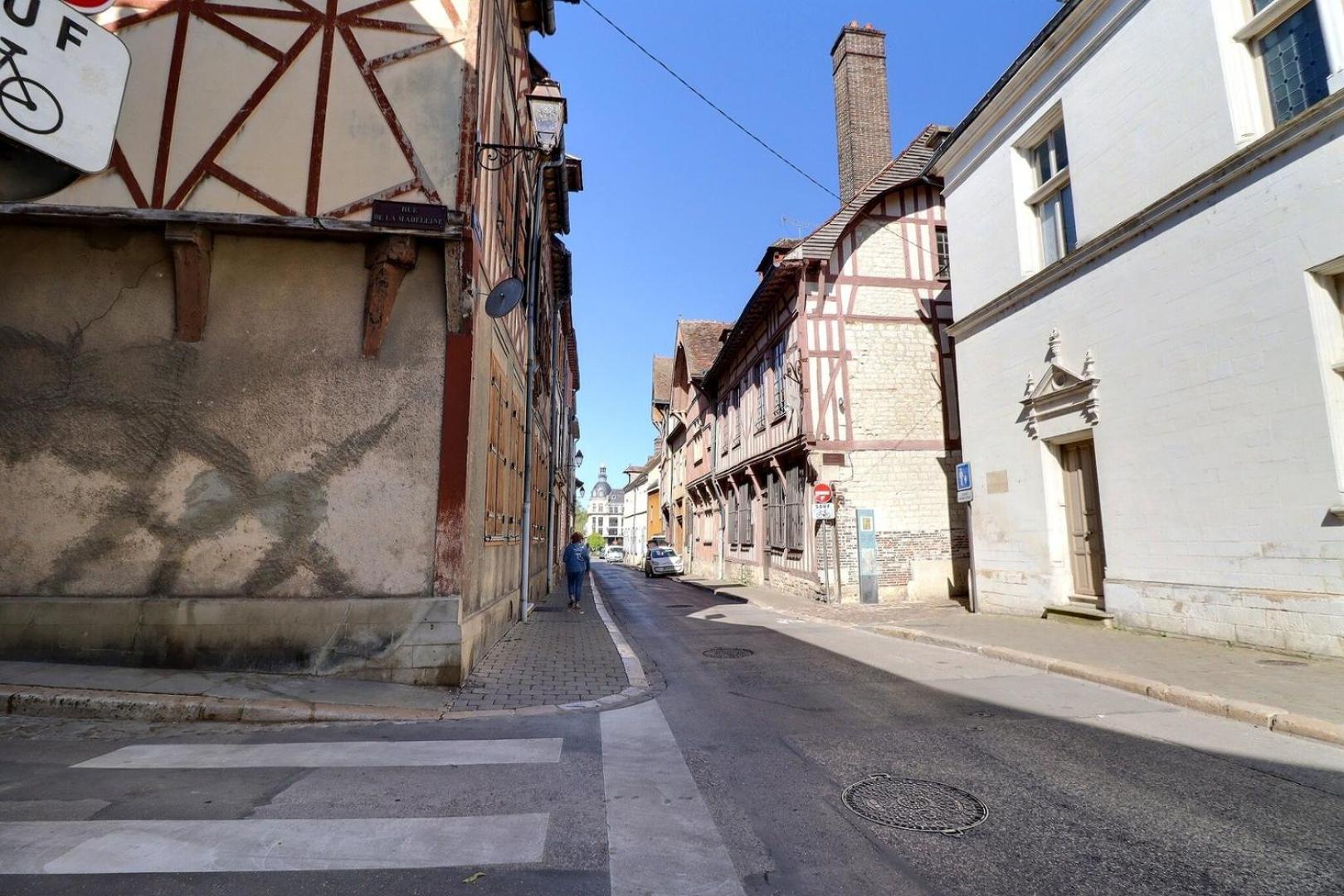 Madeleine - Centre-Ville Proche Gare - Mon Groom Troyes Ngoại thất bức ảnh